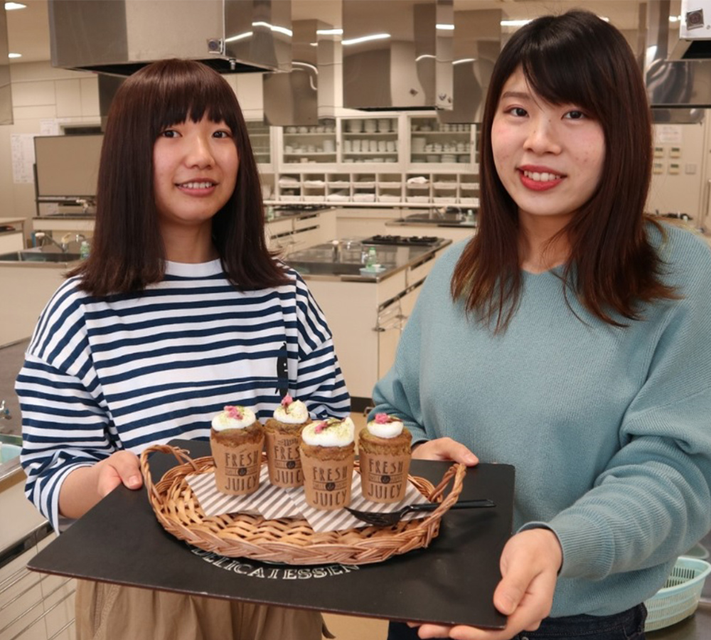 低糖質 春色カップシフォンケーキ Puratos