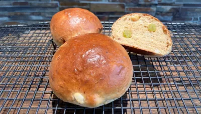 豆パン（発芽発酵ライ麦粉）